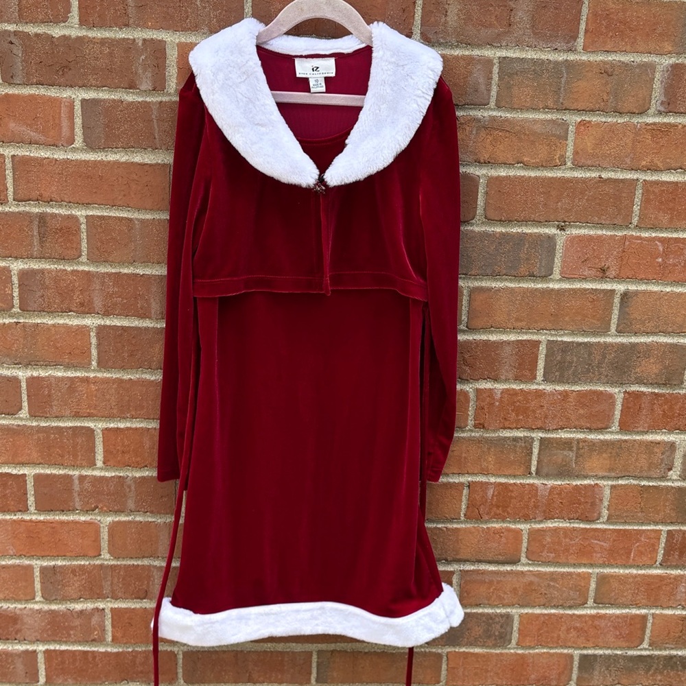 EUC Sz 10 girls Byer California Red Dress with White Collar